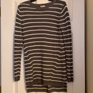 Grey/white striped Sweater